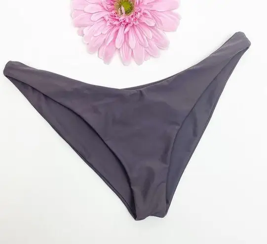 Beach Riot Island Bikini Bottom: Deep Plum
