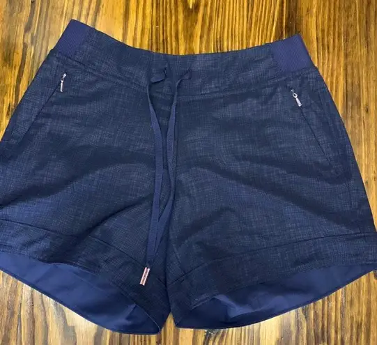Calia shorts by carrie underwood hotsell