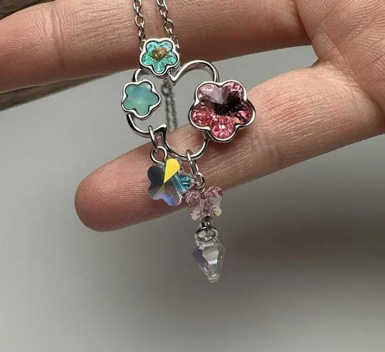 Swavorski Swarovski Crystal Sweet Blossom Pink Blue Aurora Borealis Necklace Silver Tone