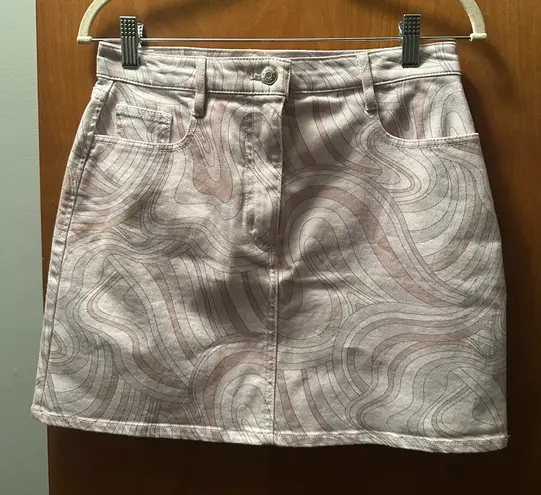 Wilfred Swirl Patterned Mini Skirt in Pink and Gray