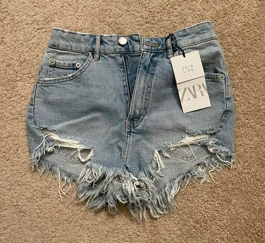 ZARA High Waisted Denim Shorts Blue Size 2