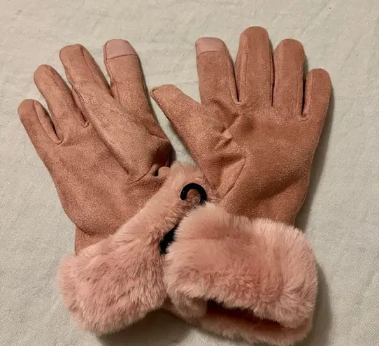 Women’s NWT pink soft gloves