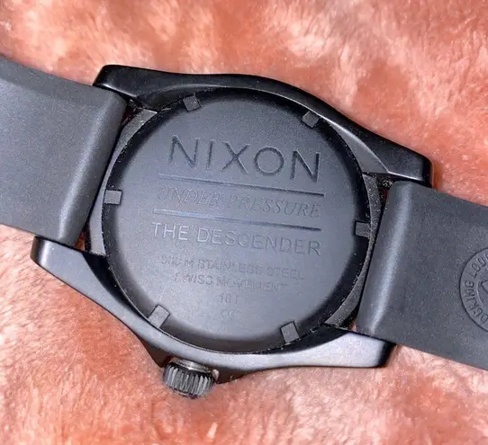 Nixon 🏄🏻♀️ Descender Sport Swiss Watch🌊
