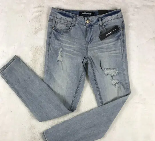 Dollhouse Light Wash Distressed Skinny Jeans NWT 28