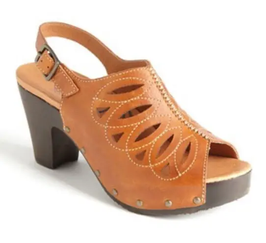 Dansko Brown Sandals 40 Rowena Leather sling back Platform Clog Perforated Boho