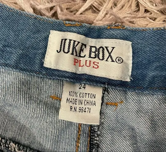 Juke Box Plus Frayed Plus Size Jeans 24