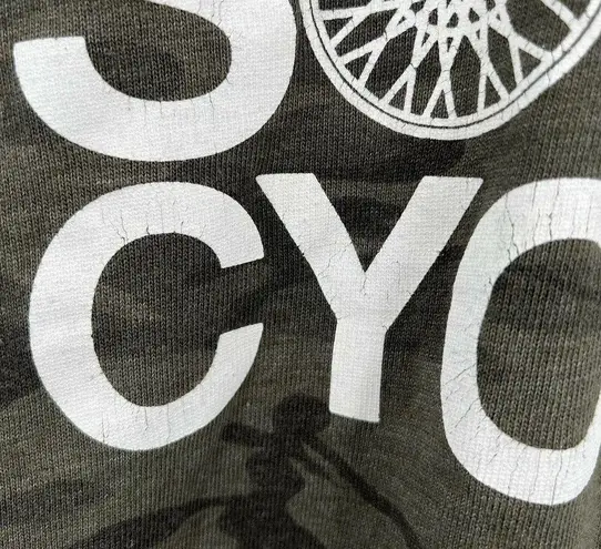 SoulCycle  Camo Sweatshirt Size Medium