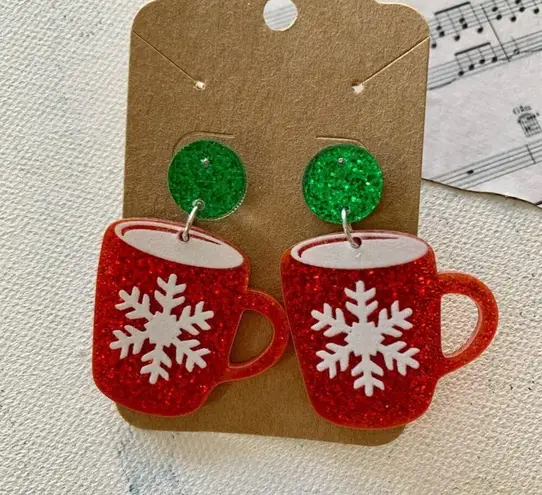 Boutique | Glittering Green and Red Snowflake Mug Dangling Christmas Earrings