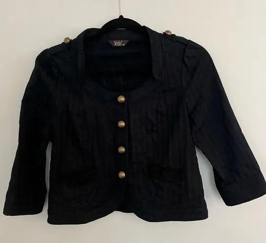 Veeko Crop Jacket with bold buttons and cute lace trim pockets. EUR Size 38