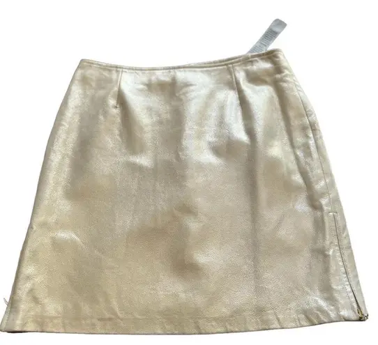 Cache  leather skirt 100% metallic ivory, cream leather skirt, size 8 NWT