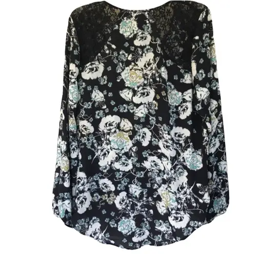 love on a hanger lace & Floral Print Blouse