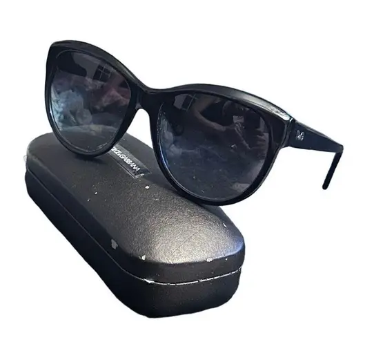 Dolce & Gabbana  Designer Black Sunglasses W/ Case Gray Gradient Lenses UV SAFE