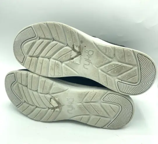 Ryka EVEREST Gore Ankle Bootie Boot Women’s Size 10 Gray suede Walking trail