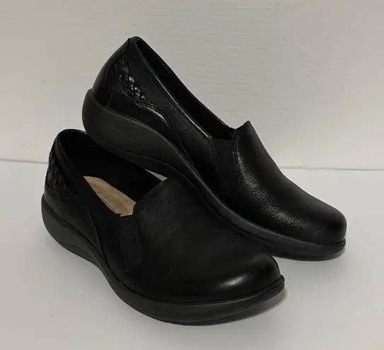 Naturalizer Slip On Women’s Shoes