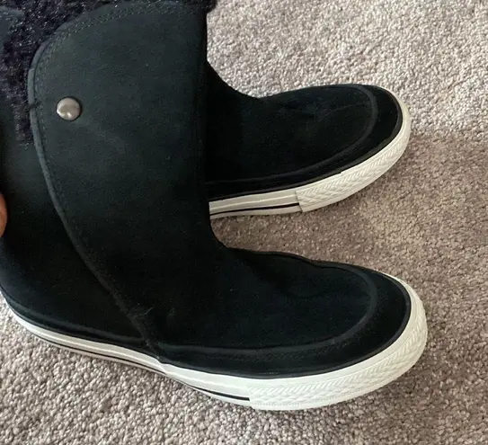 Converse  Booties SIZE 6