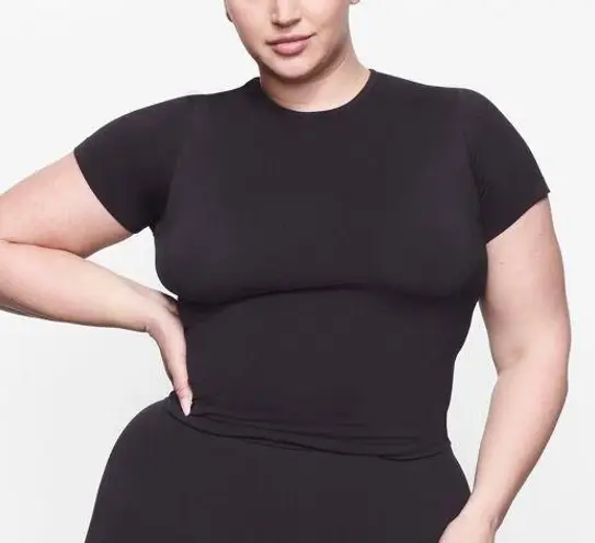 SKIMS Soft Smoothing T-Shirt 1X