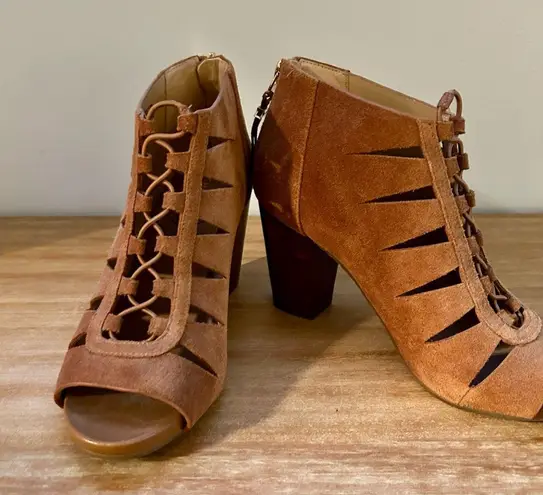MICHAEL Michael Kors Brown Heeled Boots Size 7