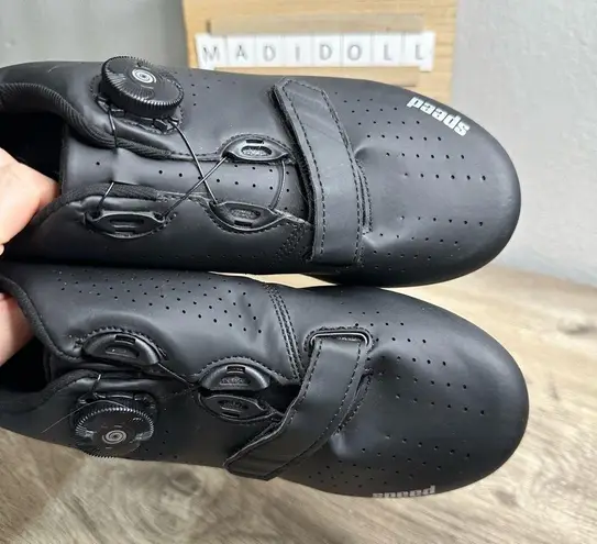 Speed Black Cycling Shoes Size 40