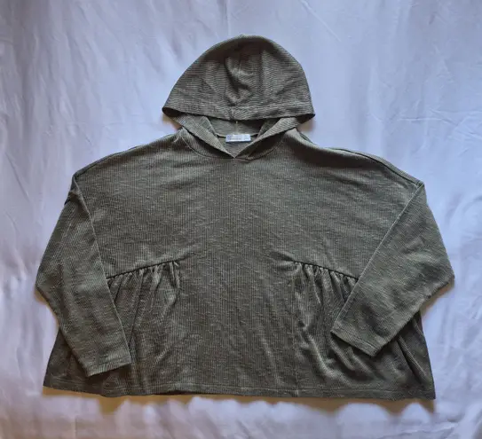 89th & Madison Textured Olive Green Oversized Hoodie Size Medium - Image 1