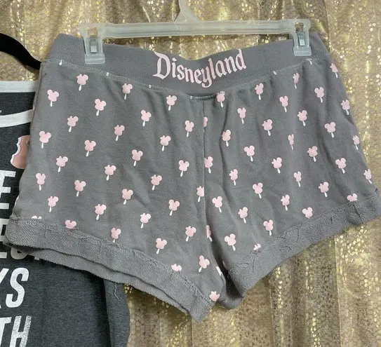 Disney  Gray Pink Happiest Snacks on Earth Ice Cream Size XL/L Shirt & Short Set