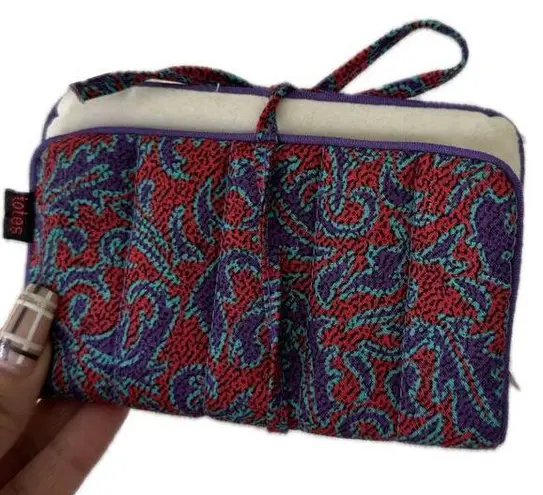 Totes Quilted Paisley Bi