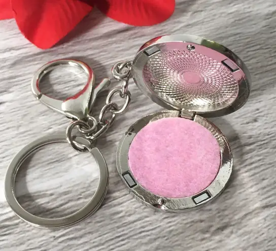 Paw Print Aromatherapy Keychain Multiple - Image 2