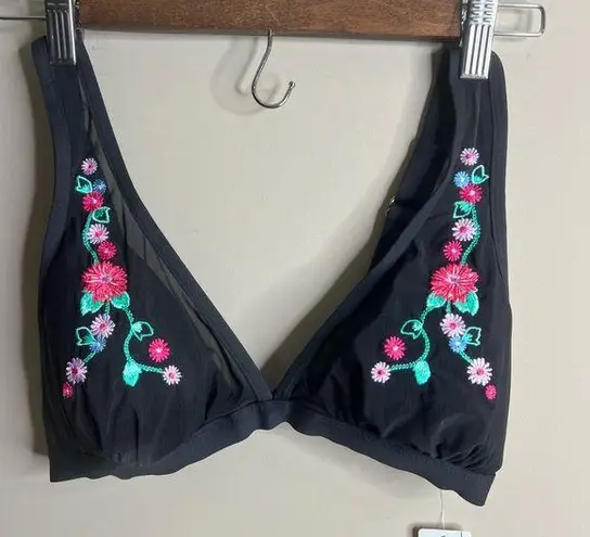 Anne cole NWT embroidered bikini top medium
