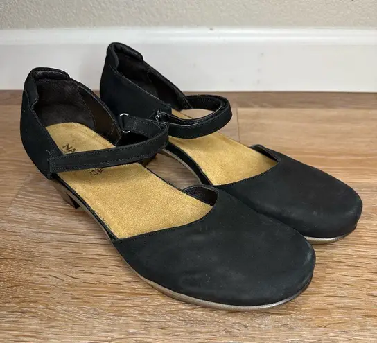 Naot Heel Black Velvet Nubuk Mary Jane Shoes, Size 7
