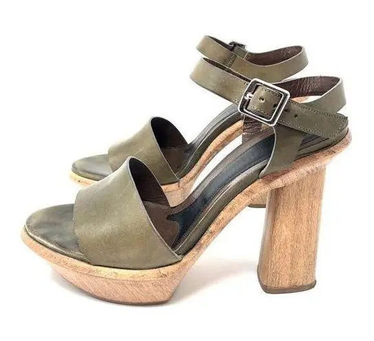 MARNI kahki green leather, wood sandals Size 9