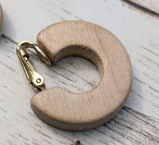 Vintage Clip On Earrings