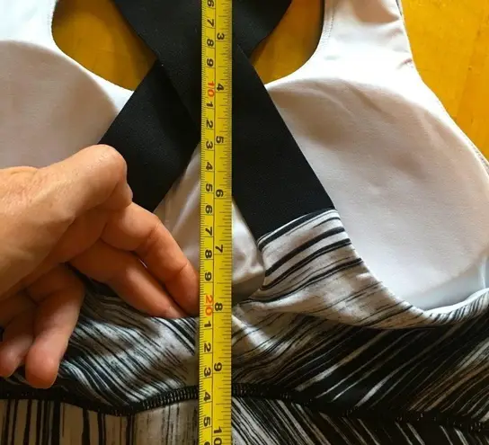 Almondon Abstract Fitness Padded Bra, Black, White, Size S