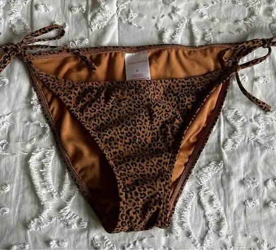 Xhilaration  Size M/L Women’s Cheetah Print Brown and Black Bikini Bottom and Top