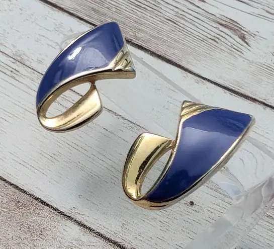 Vintage Stud Earrings For Pierced Ears Blue & Gold Tone Statement
