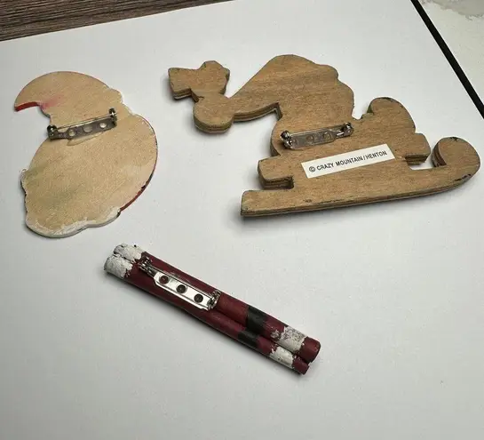 Santa Claus Christmas Holiday Brooch Pin Lot Of 3 Wood / Cinnamon Stick