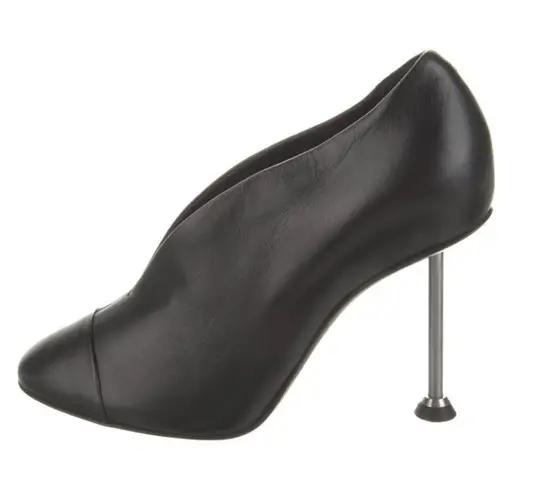 Victoria Beckham Black Spike Heels Size Euro 36 / US 6 New in Box MSRP $1,127