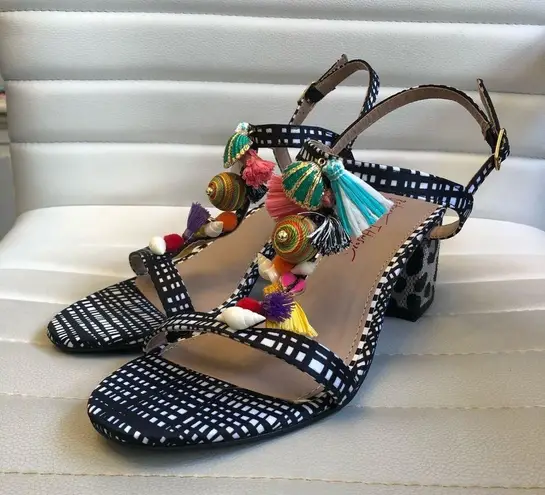 Betsey Johnson  Dynah Sandals Embellished Shoes NEW