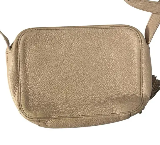 Cuyana Classic Leather Camera Crossbody Bag Tassel Beige Women’s One Size Tan