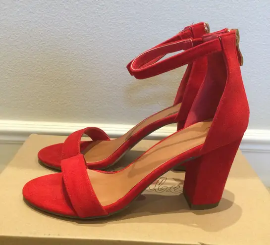 Bonnibel NEW Red Faux Suede Block/Chuck Heels Shoes - Size 6
