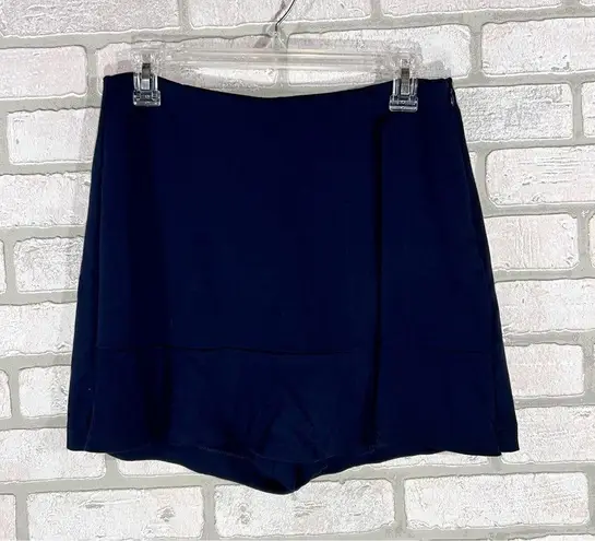 CAbi  Style 6195 Golf Cart Skort in Navy Size 2