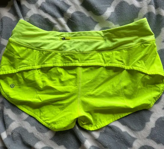 Lululemon Hotty Hot Short 2.5”