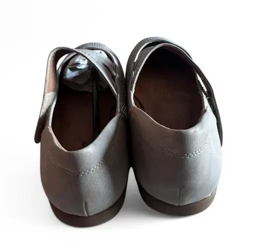 Comfortview Flats Women's Size 8 Grey/Tan