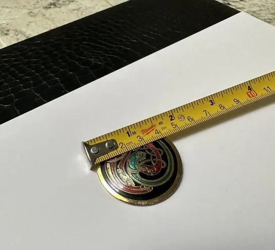 Celtic Sea Gems Signed Cloisonne Style Enamel Gold Tone Brooch Pin