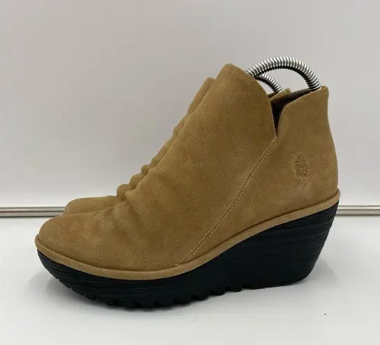 Fly London  Women's Camel Tan Suede Low Top Yip Boot Size 38