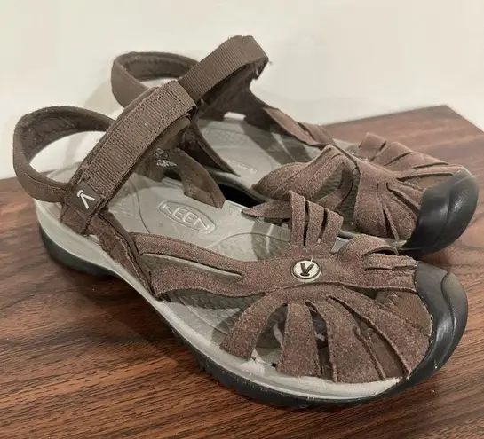 Keen Women’s ‘Rose’ Closed Toe Waterproof Casual Rugged Adventure Sandals Size 9