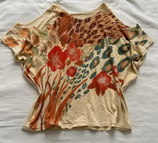 90s euro vintage unique printed cut out sleeve shoulder tee Size small Orange
