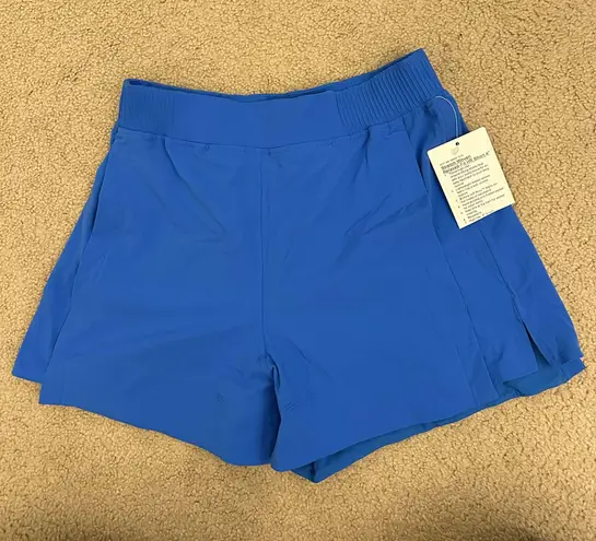 Lululemon Stretch Woven Relaxed-Fit HR Short 4"