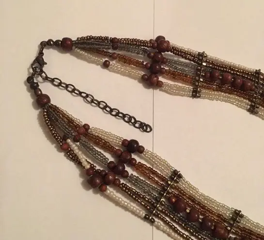 Nice Women’s Hand Crafted Beaded Costume Jewelry Necklace Brown / Neutral Tones