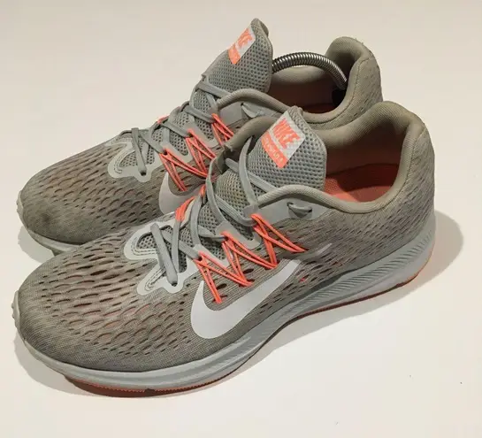 Nike Women's  Sneakers sz 11 Zoom Windflo 5 Running Athletic Comfort Shoes Sz 11