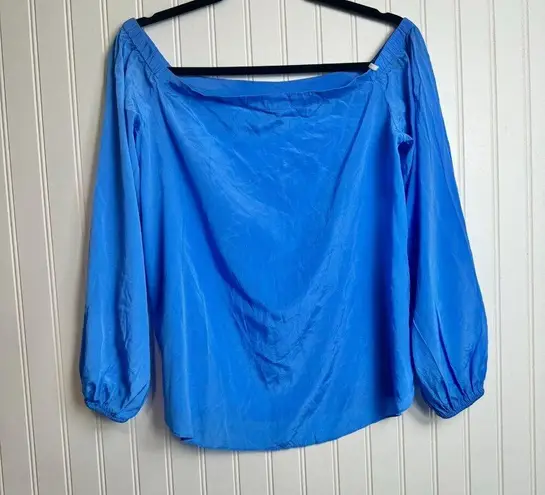 Lilly Pulitzer Lilly Pultizer blue off shoulder 100% silk long sleeve lightweight blouse size M