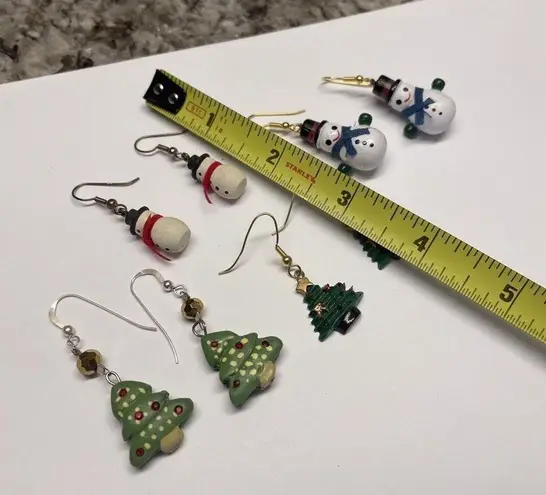 Lot Of 4 Earrings Pierced Christmas Holiday Dangle / Christmas Trees / Snowmen